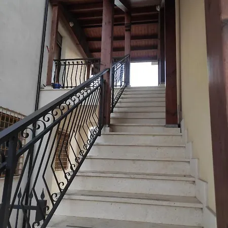 Il Castello - Casa Nel Cuore Dell Abruzzo Ideale Per Relax E Montagna Prata d'Ansidonia Exterior photo